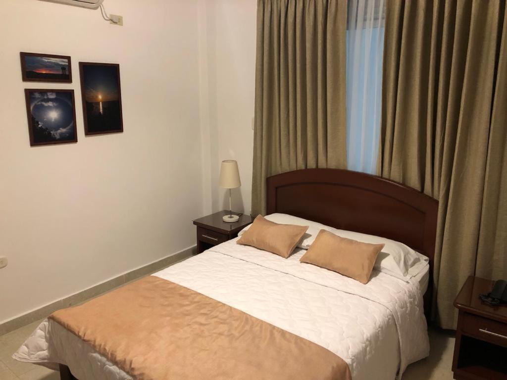 Colon Plaza Hotel Tumaco Zewnętrze zdjęcie