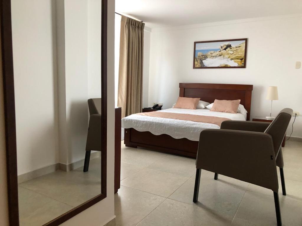 Colon Plaza Hotel Tumaco Zewnętrze zdjęcie