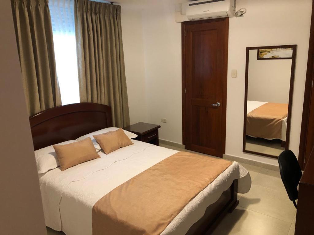 Colon Plaza Hotel Tumaco Zewnętrze zdjęcie